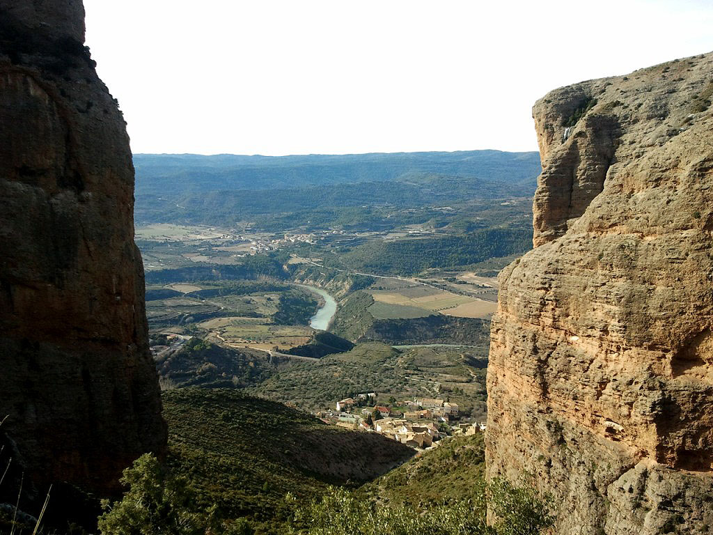 Riglos 7 Mirador. A izq. el Mallo Colorao y a dcha la visera Mirador. A izq. el Mallo Colorao y a dcha la visera