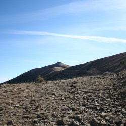 Otra vista mas cercana del pico Pelopin