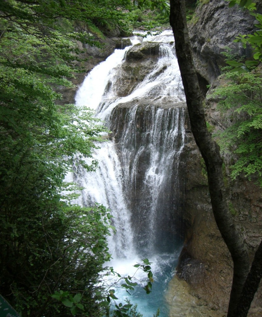 Cascada de la Cueva Cola de Caballo (03)