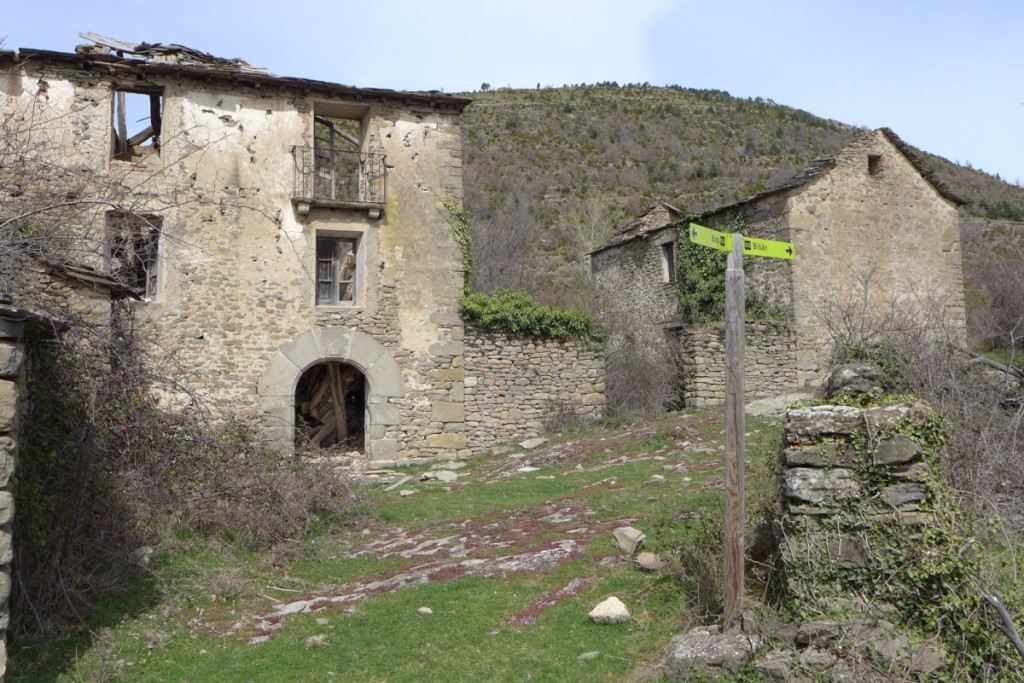 Casas derruidas en Binueste Bara-Biban (30)